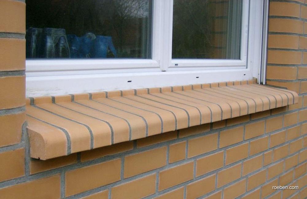 Röben Formziegel Typ 600 für die Fensterbank und 420 für die Leibungen