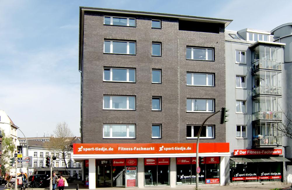 Moderne Eleganz: CHELSEA Klinkerriemchen auf WDVS | Foto BCT Architekt