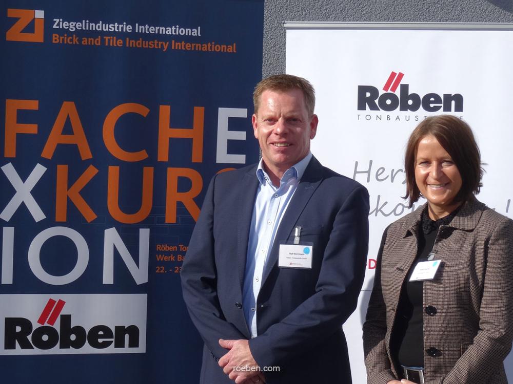 Röben Geschäftsführer Ralf Borrmann und ZI-Chefredakteurin Anett Fischer
