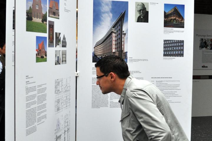 Röben und Jade Hochschule:Bienefeld eröffnet Fritz-Höger ...