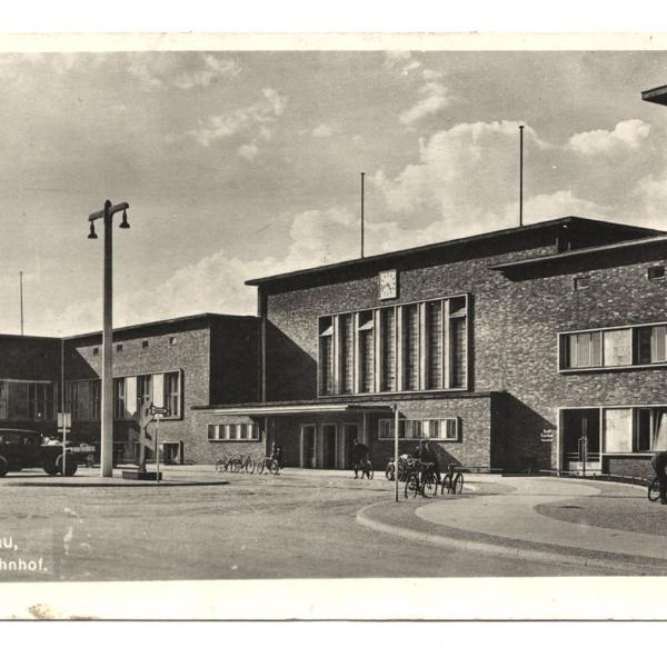 Der Bahnhof Glogau (PL) in seiner ursprünglichen Gestaltung (ca. 1935)