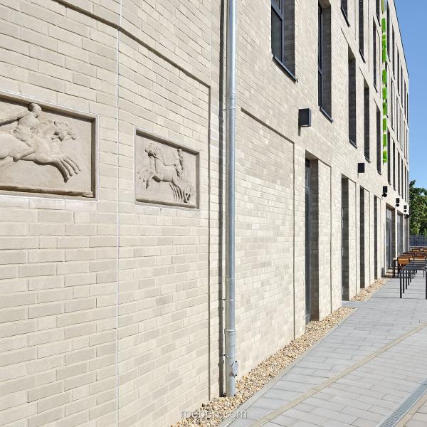 Röben Klinkerriemchen AARHUS weißgrau - B& BHotel Dessau