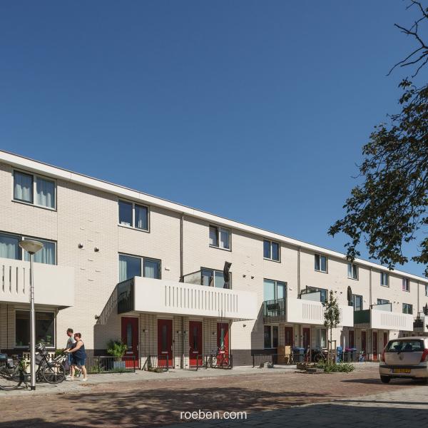 Sanierung der Wohnanlage Delft-Bomenwijk (NL): Keramikklinker OSLO perlweiß, glatt