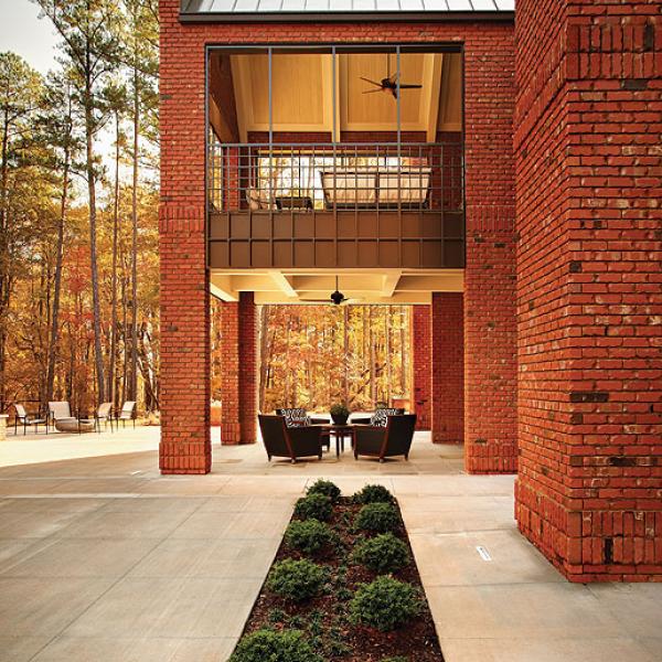 Wohnhaus Raleigh, NC State University, USA: Klinker Triangle Brick, Brick-Design®, Sondersortierung | Foto: Dustin Peck Photography