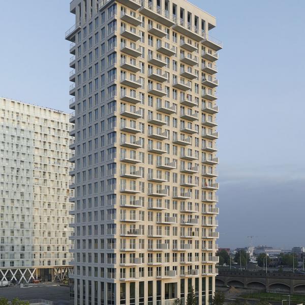 &bdquo;Lichttoren&ldquo; - Wohnhochhaus im belgischen Antwerpen. Röben Klinker OSLO perlweiß | Foto: André Nullens