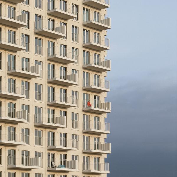 &bdquo;Lichttoren&ldquo; - Wohnhochhaus im belgischen Antwerpen. Röben Klinker OSLO perlweiß | Foto: André Nullens