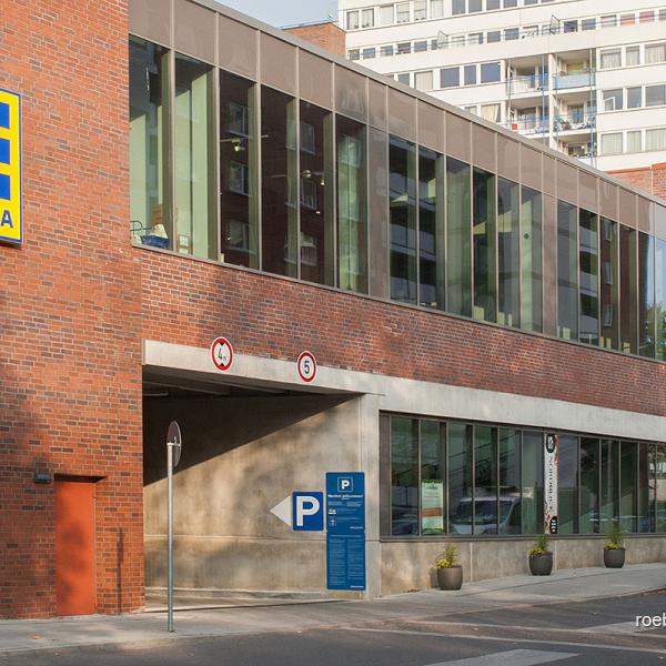 Einkaufen im Obergeschoss:Röben Feinsteinzeug im EDEKA-Markt